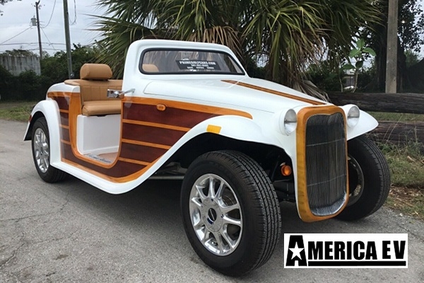 White Woody California Roadster 4 Passenger Golf Cart affordable golf cart rental, golf cart rent lehigh acres